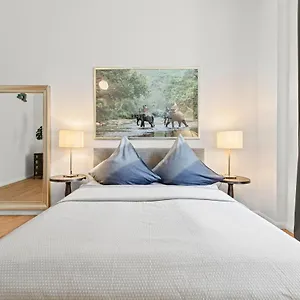  Appartamento The Weichsel, 3br Up To 6 People In Friedrichshain