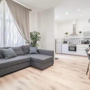 Petofi In The Center Apartment Budapest
