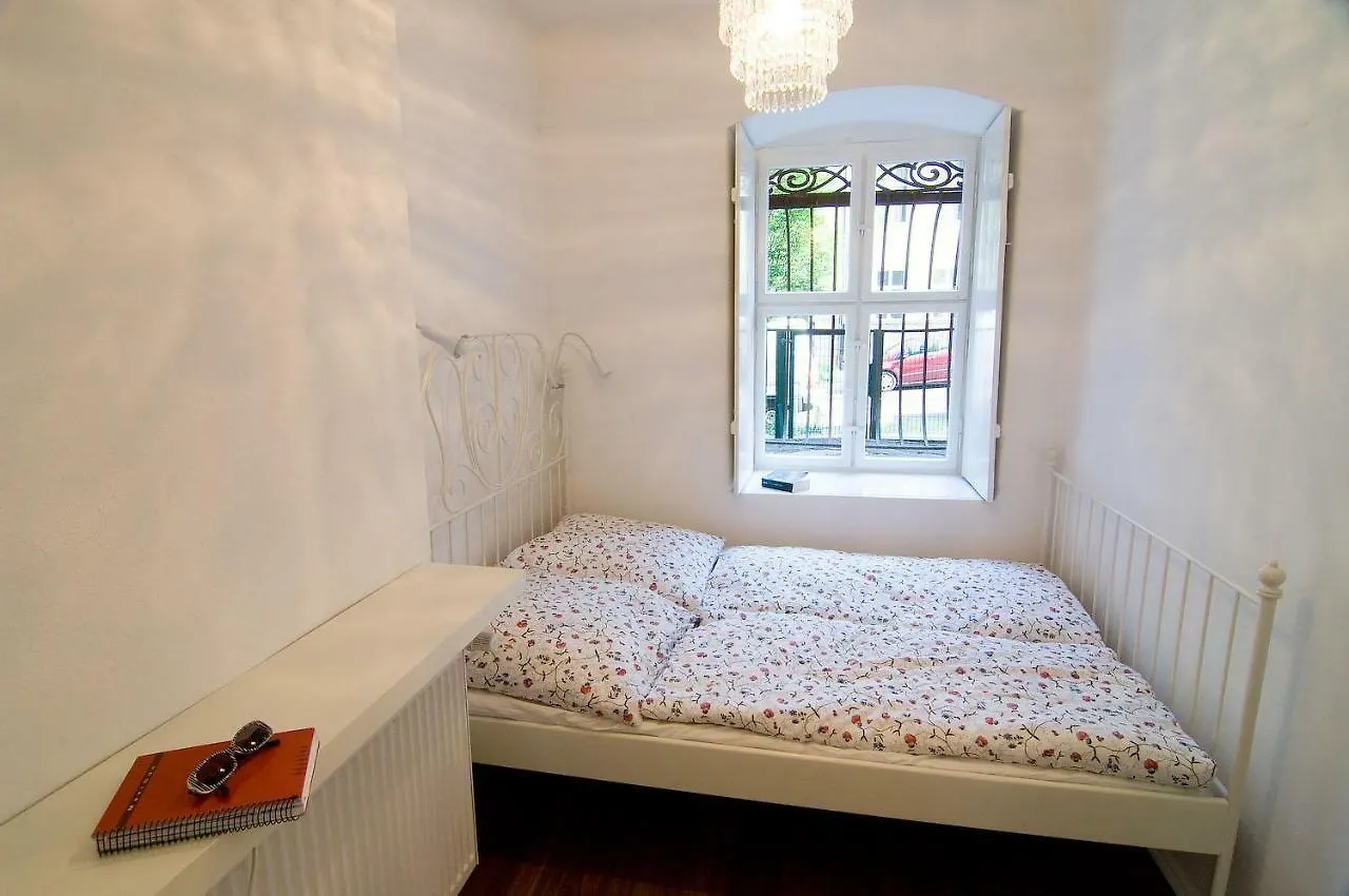 Mehringdamm Apartment Berlin